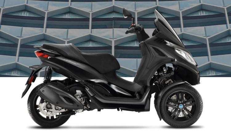 NOVI,Piaggio MP3, 300 DEEP BLACK